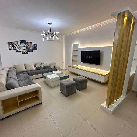 Elby Apartments Berat Exteriér fotografie