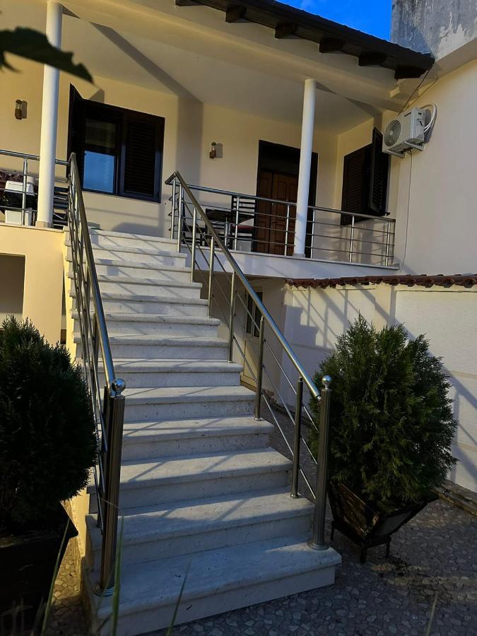 Elby Apartments Berat Exteriér fotografie